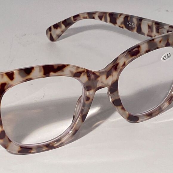 1143 Mona Reading Glasses 2.50 Sq Eyeglasses Pink and Black Tortoise Frames NWT - Picture 7 of 9